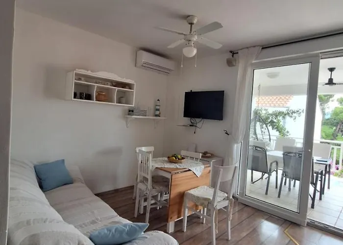 Mediteraneo By Guide *